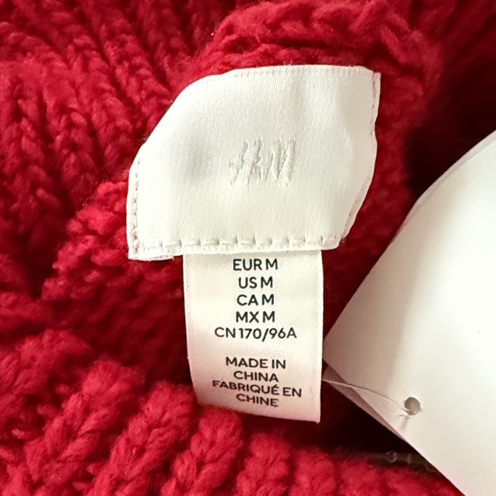 H&M Rich Red Cable Knit Chunky Turtleneck Sweater - Picture 5 of 10